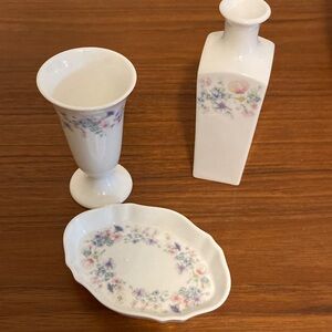 Wedgwood Bone China Angela Jewelry Dish and Bud Vases